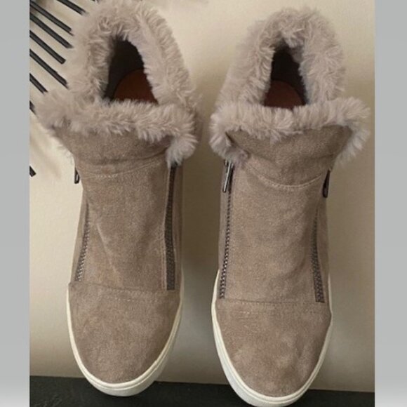 Beige Suede Ankle Booties with Fur - Picture 2 of 4